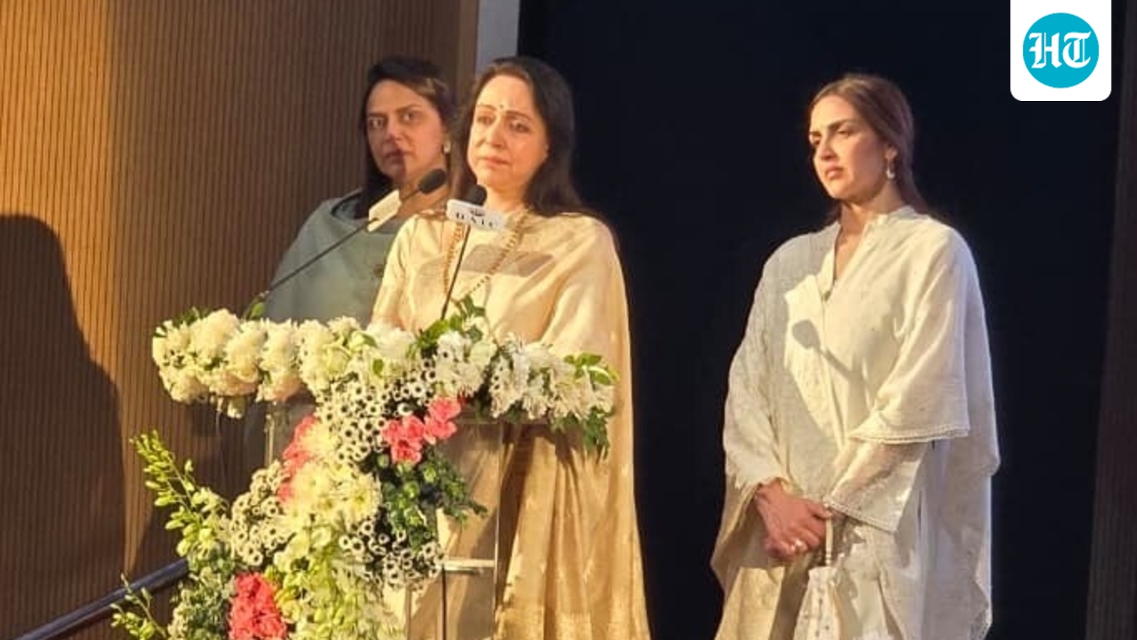 Delhi CM, Amit Shah, Kangana Ranaut among others attend Dharmendra prayer meet in Delhi