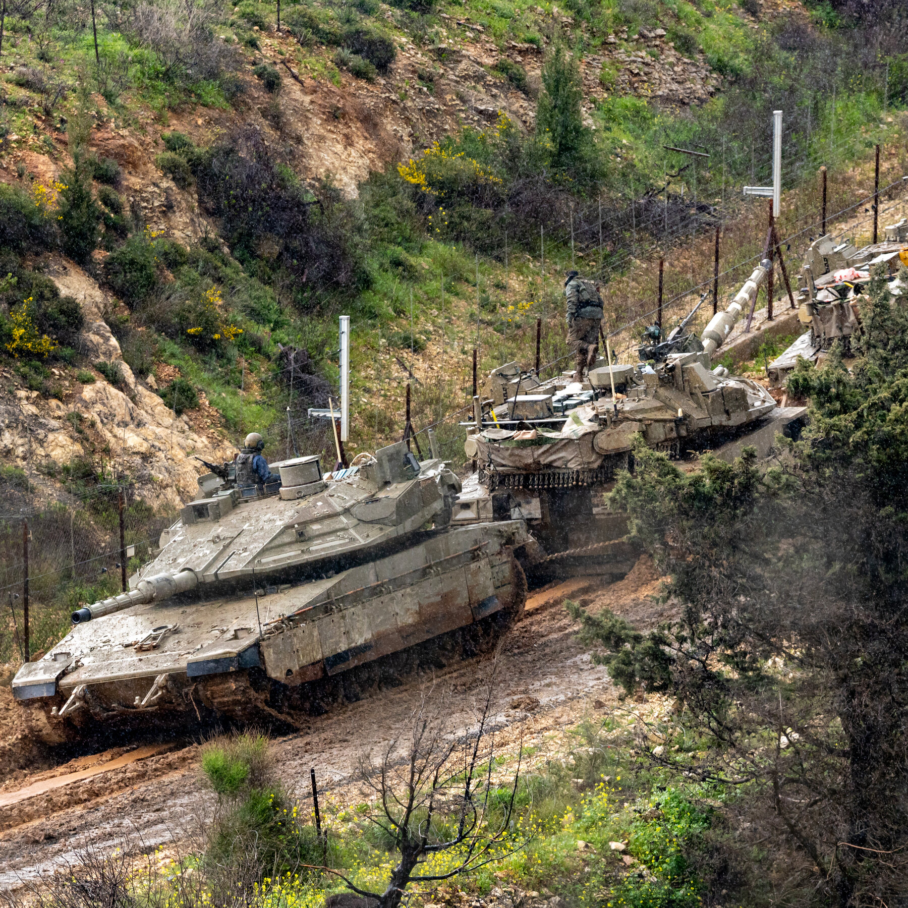 Israel Plans to Control Large Parts of Southern Lebanon, Defense Minister Says