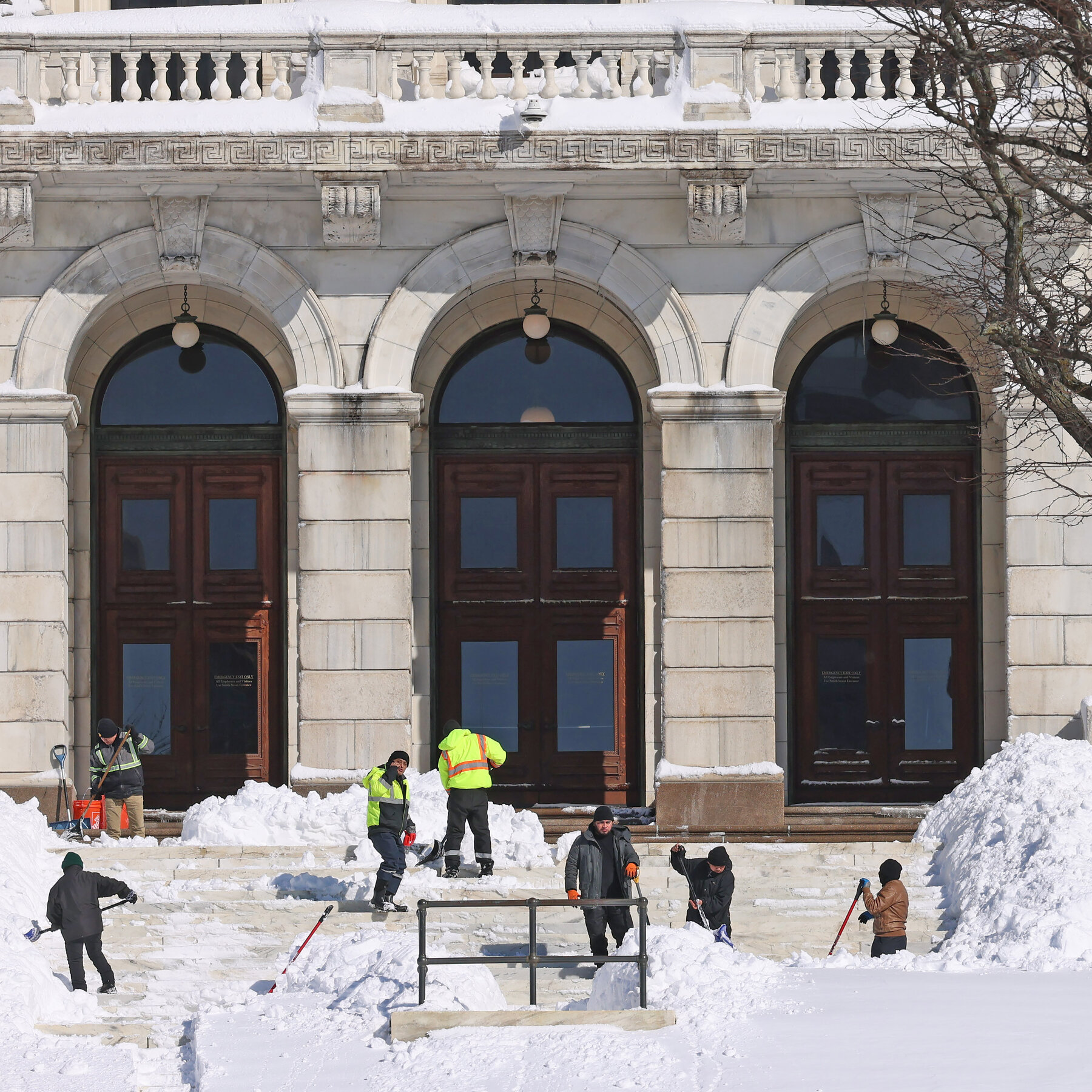 Providence, R.I. Digs Out From Three Feet of Snow
