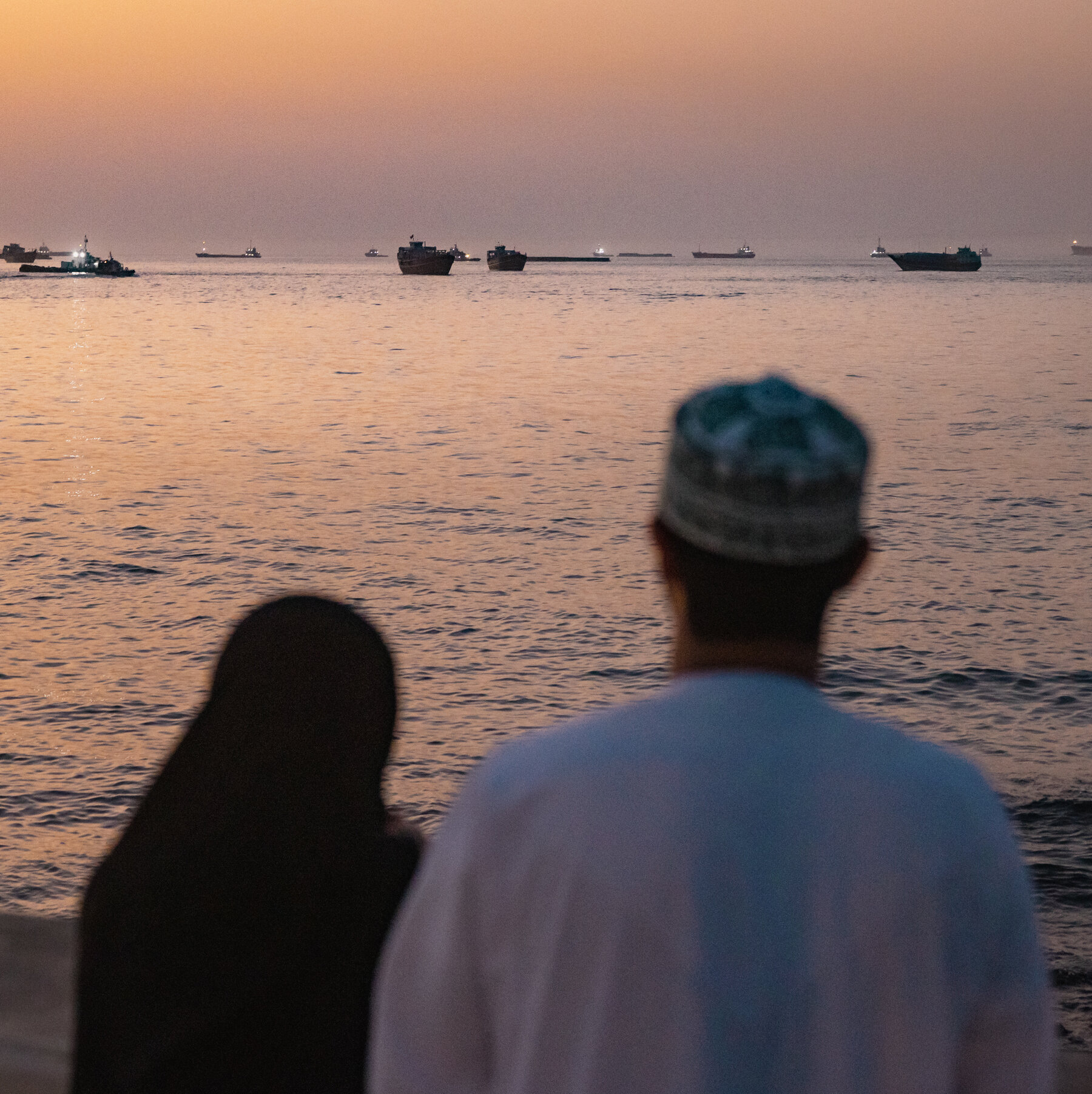 Oil Prices Fall Toward Prewar Levels as Gulf Shipping Resumes