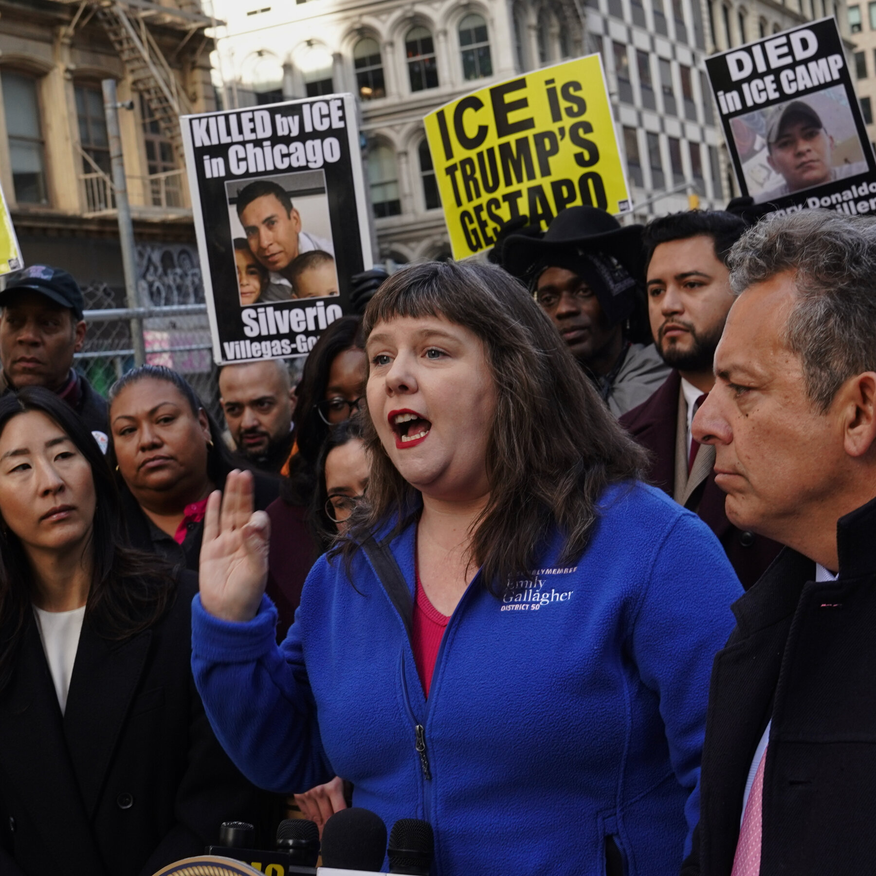 Lawmakers Face a Personal Fiscal Crisis: No Budget, No Paycheck