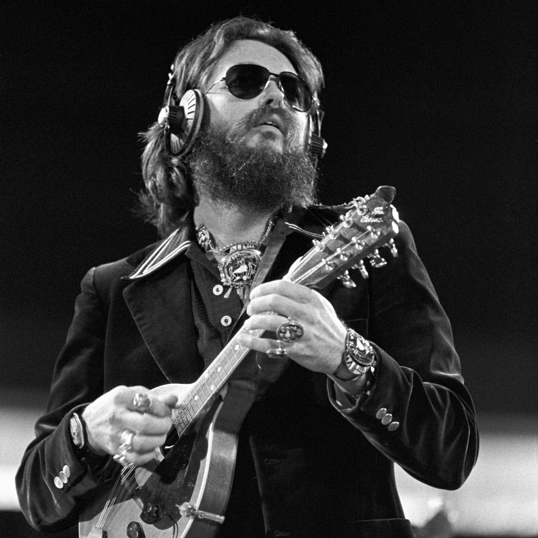 Dash Crofts, of the Soft-Rock Duo That Sang ‘Summer Breeze,’ Dies at 87