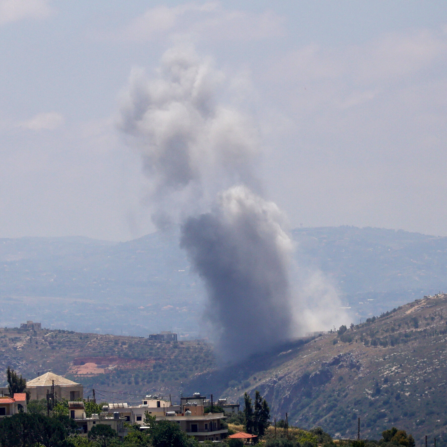 Israel Steps Up Strikes in Lebanon as U.S. Pushes for Iran Peace Deal