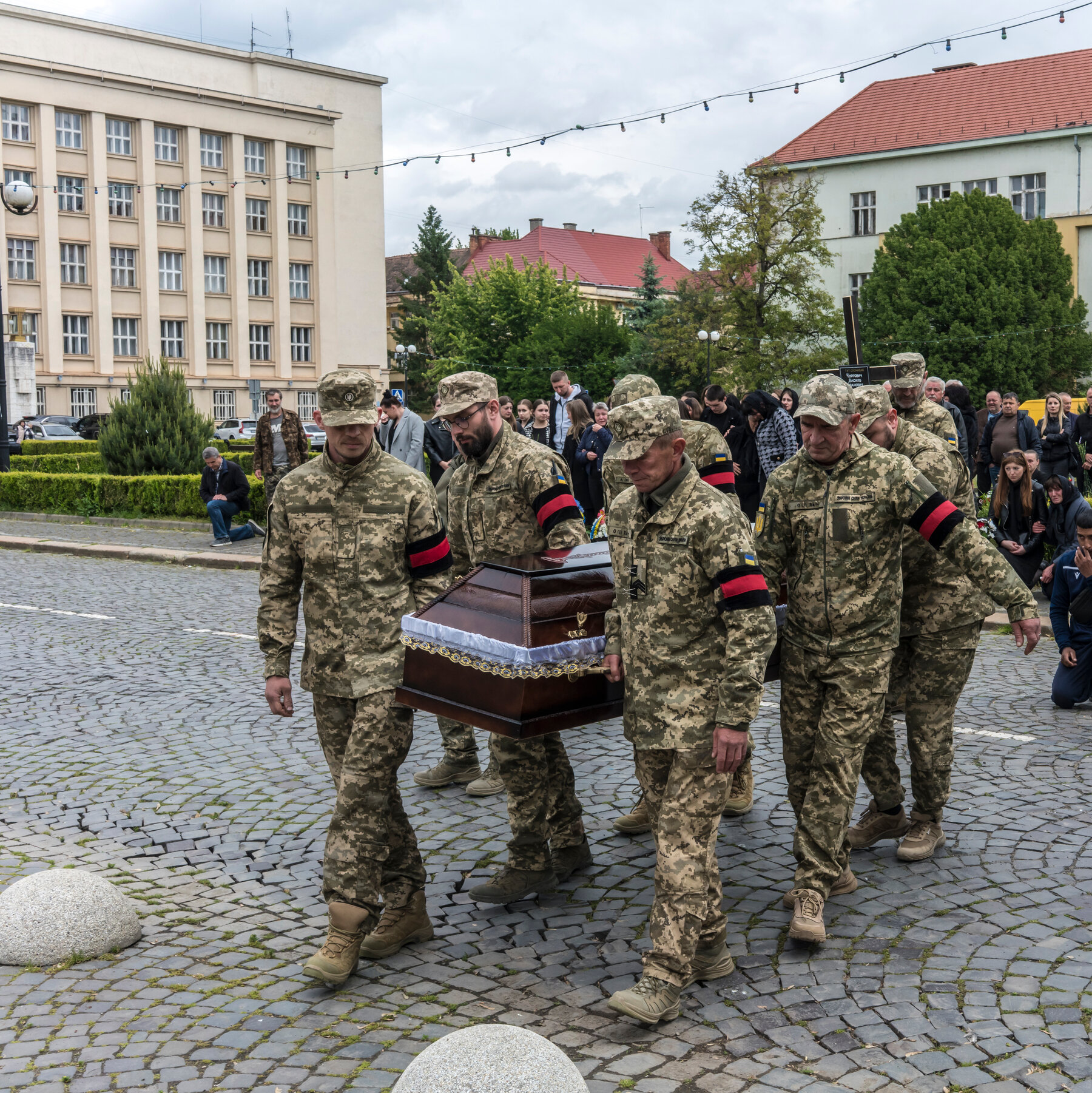 Troop Casualties in Ukraine War Near 2 Million, Study Finds