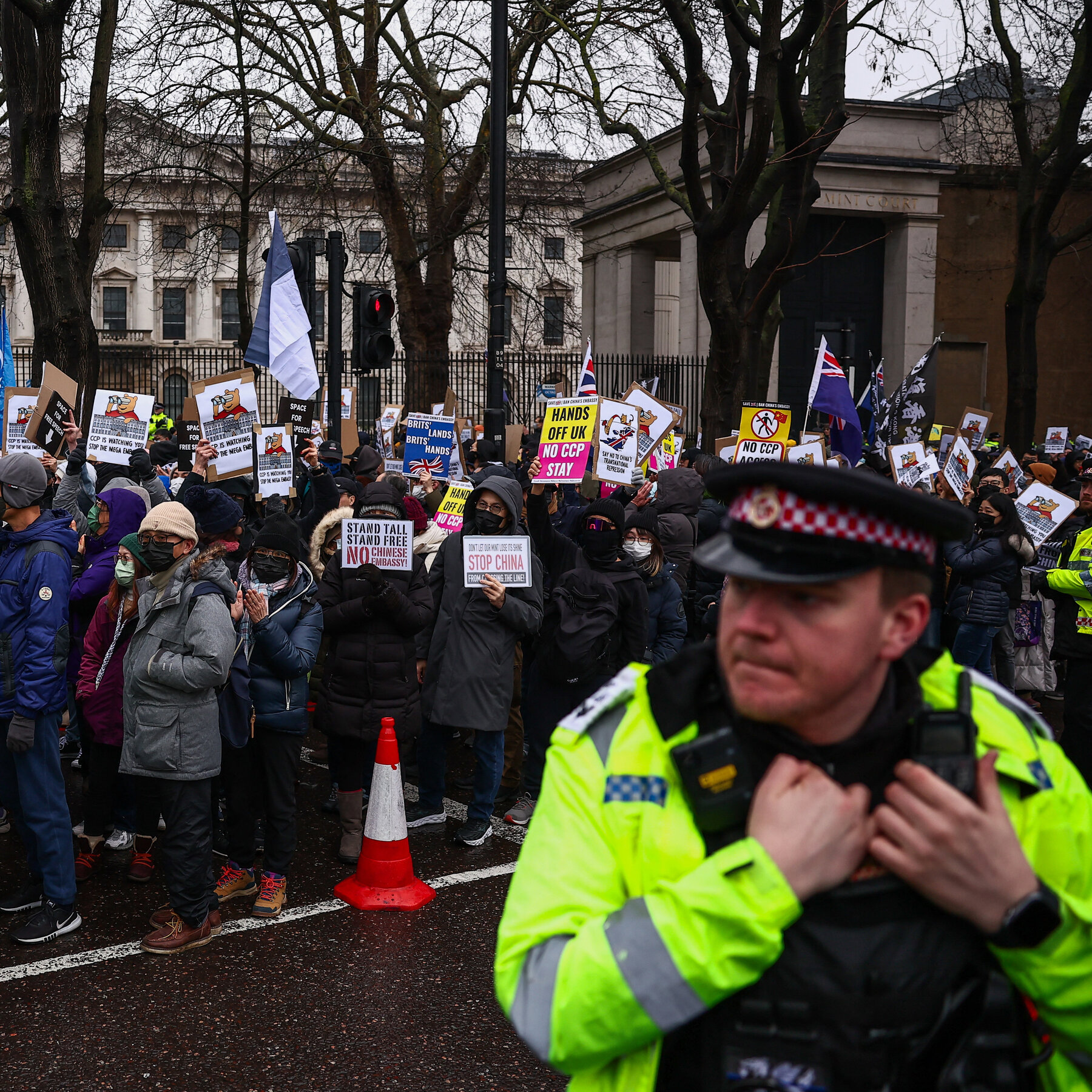 In U.K., China Is a Threat and a Coveted Trade Partner
