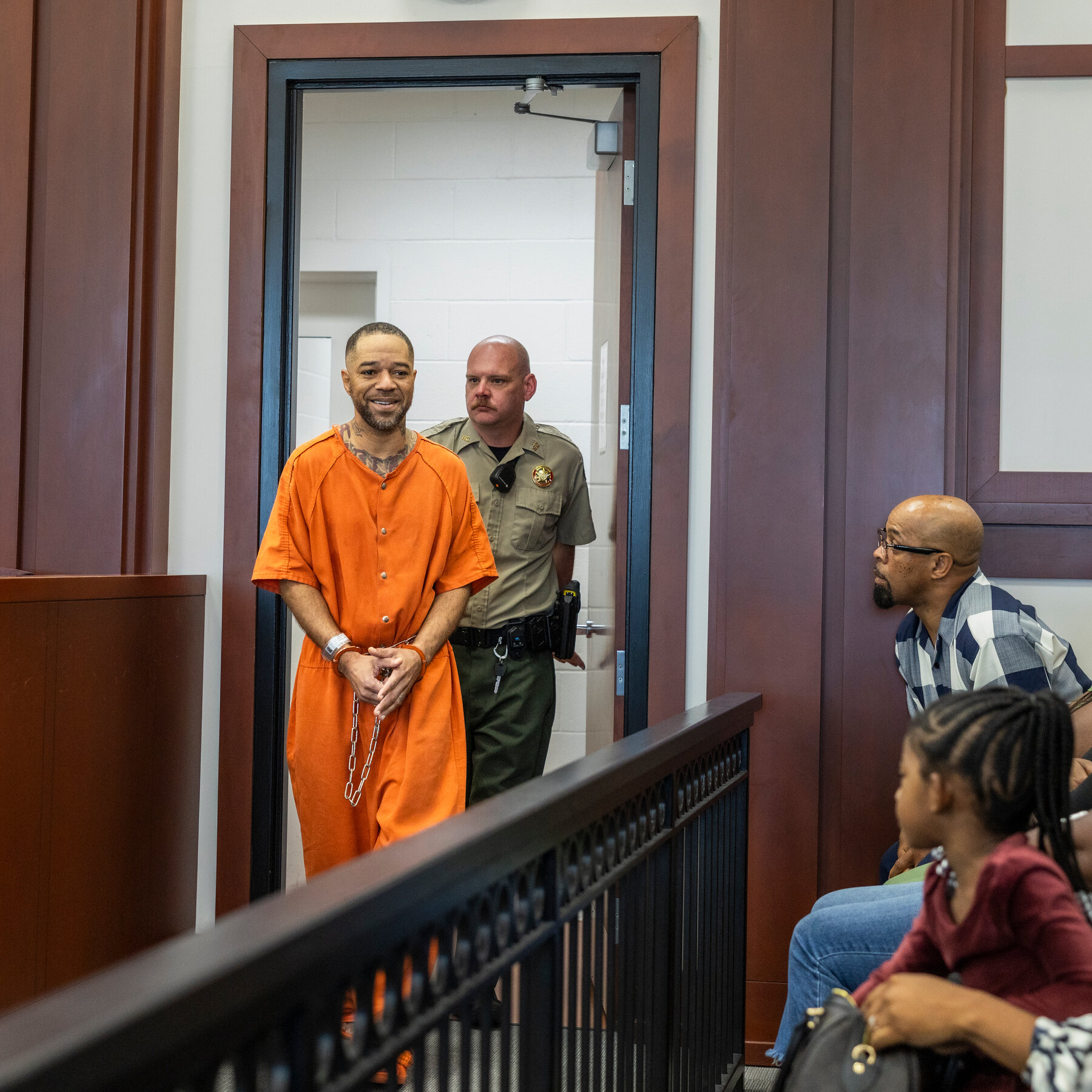 Man Serving Life Without Parole for Georgia Robbery Is Freed, With Help From a Remorseful Prosecutor