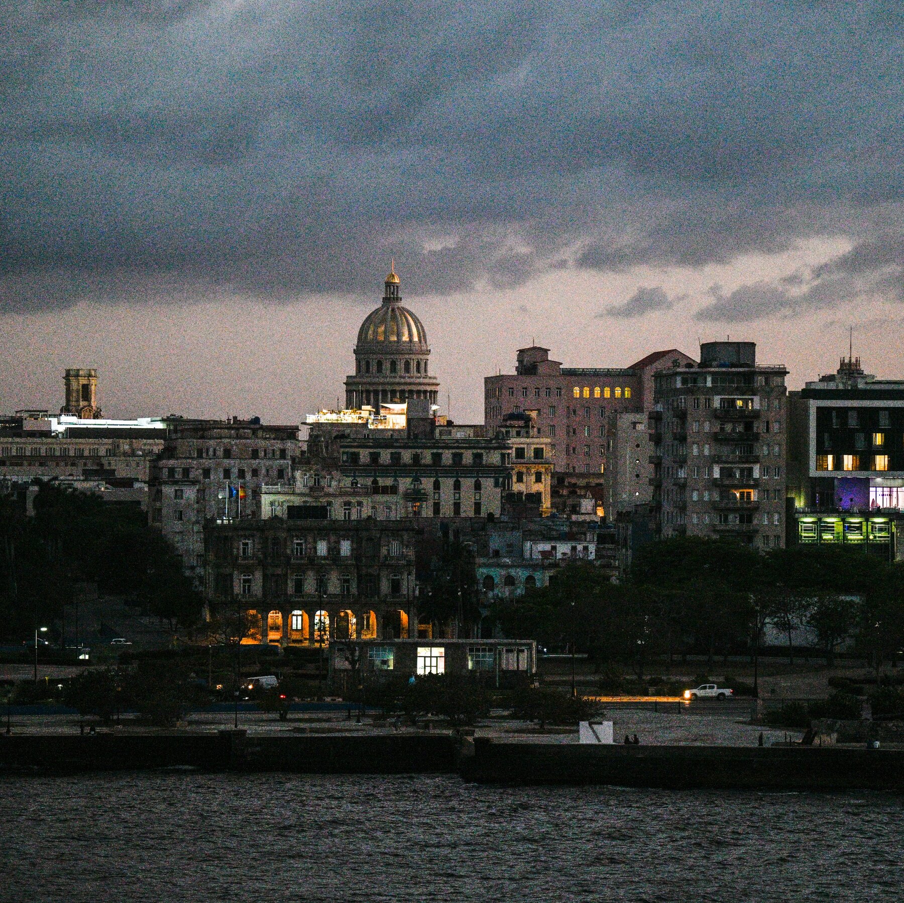 U.S. to Allow Russian Oil Tanker to Reach Cuba, Breaking Blockade