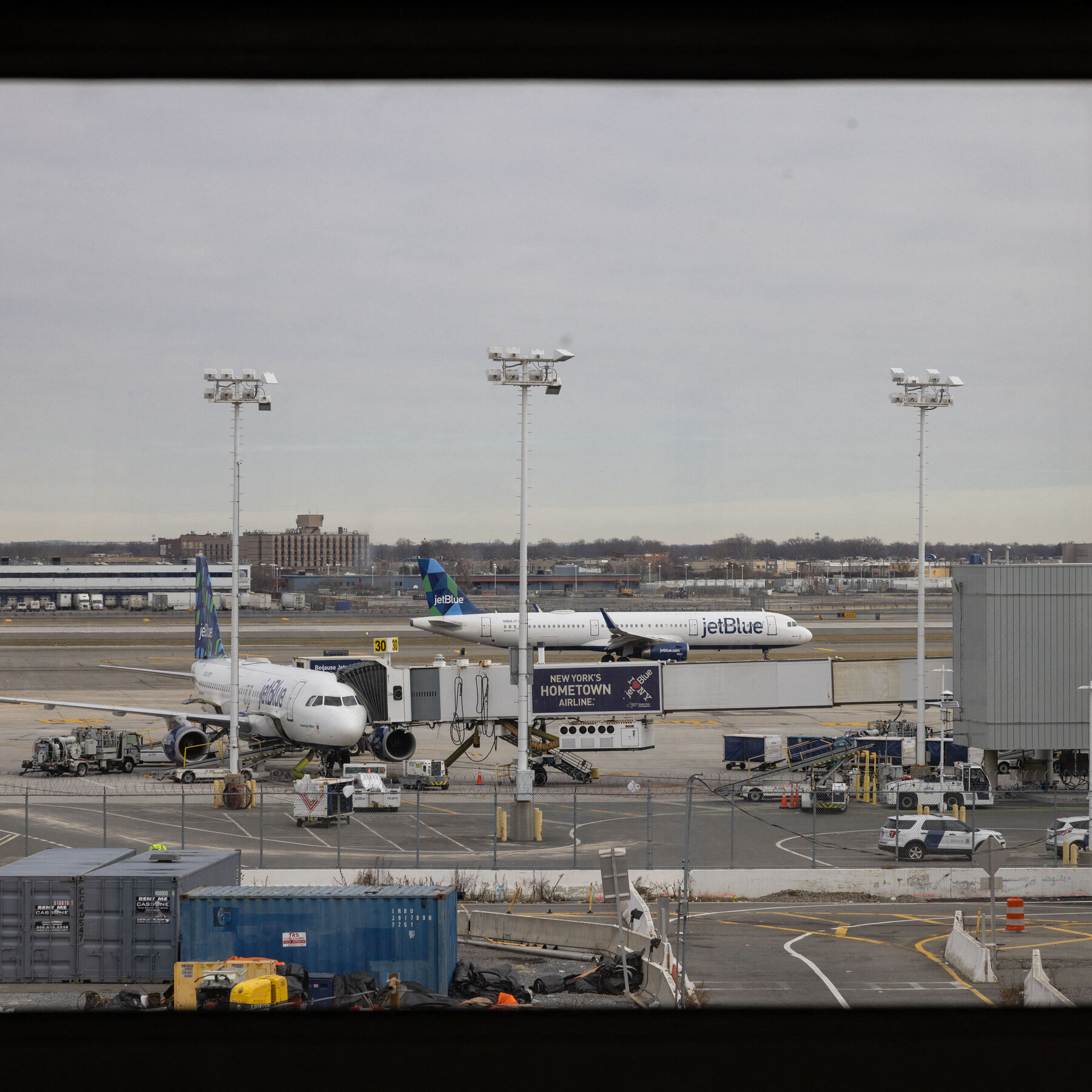 Drone Strikes JetBlue Flight Landing at Kennedy Airport, Pilot Says