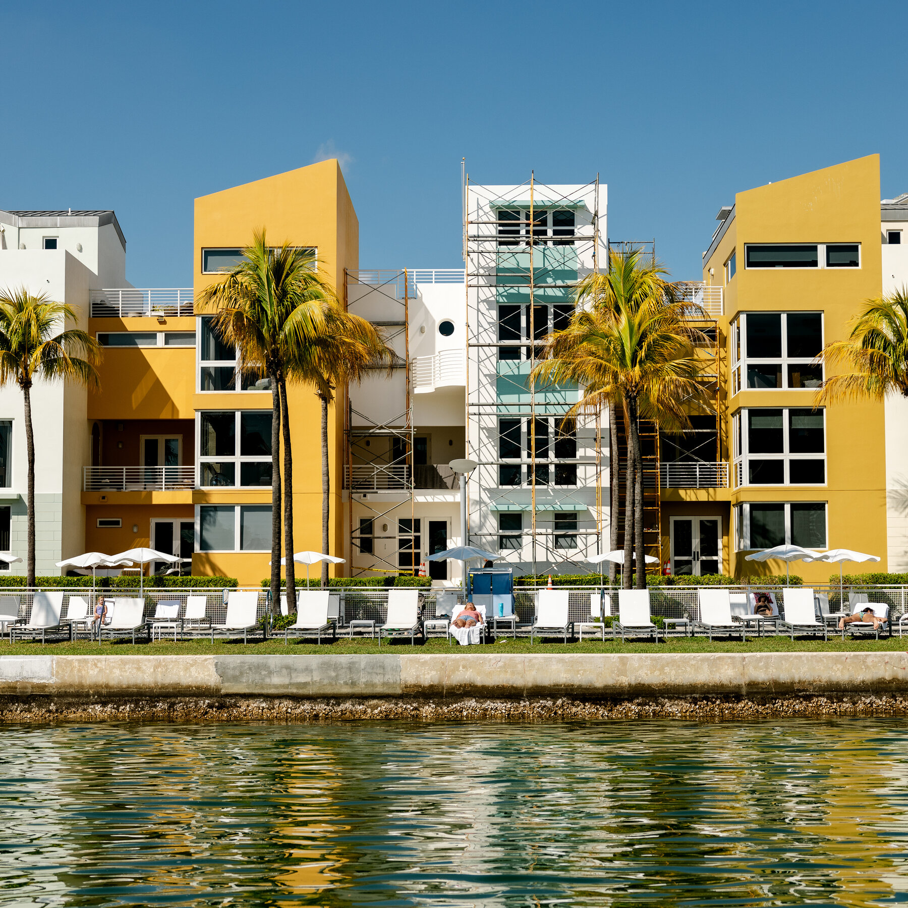 Extended War Dents Hopes for Housing Market Rebound