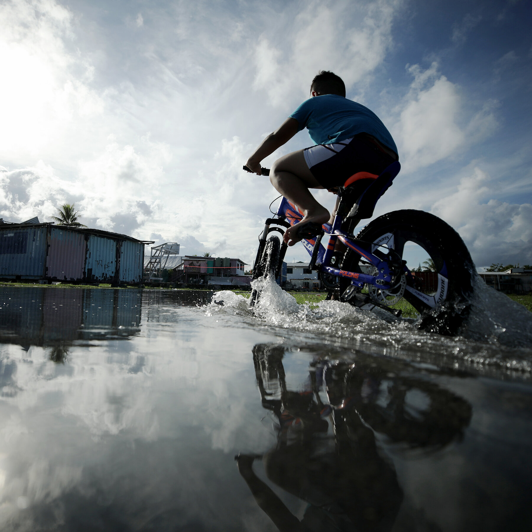 A Special ‘Climate’ Visa? People in Tuvalu Are Applying Fast.