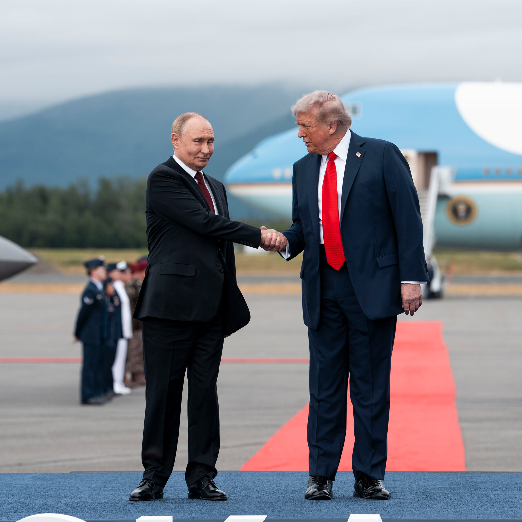 Ukraine Reacts With Shrug to Phone Call Between Trump and Putin