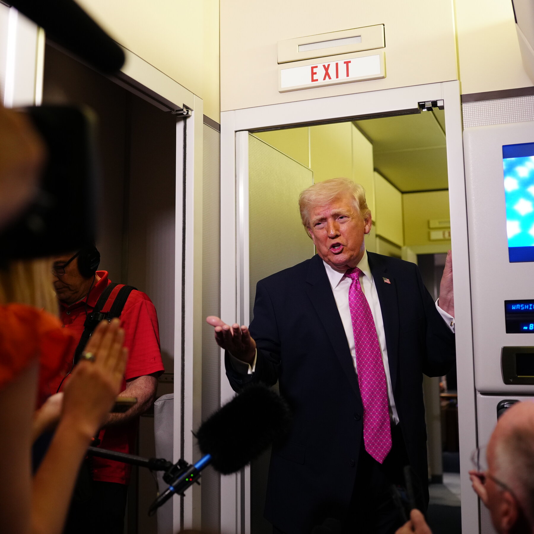 Trump Claims ‘Regime Change’ in Iran Is Already Complete