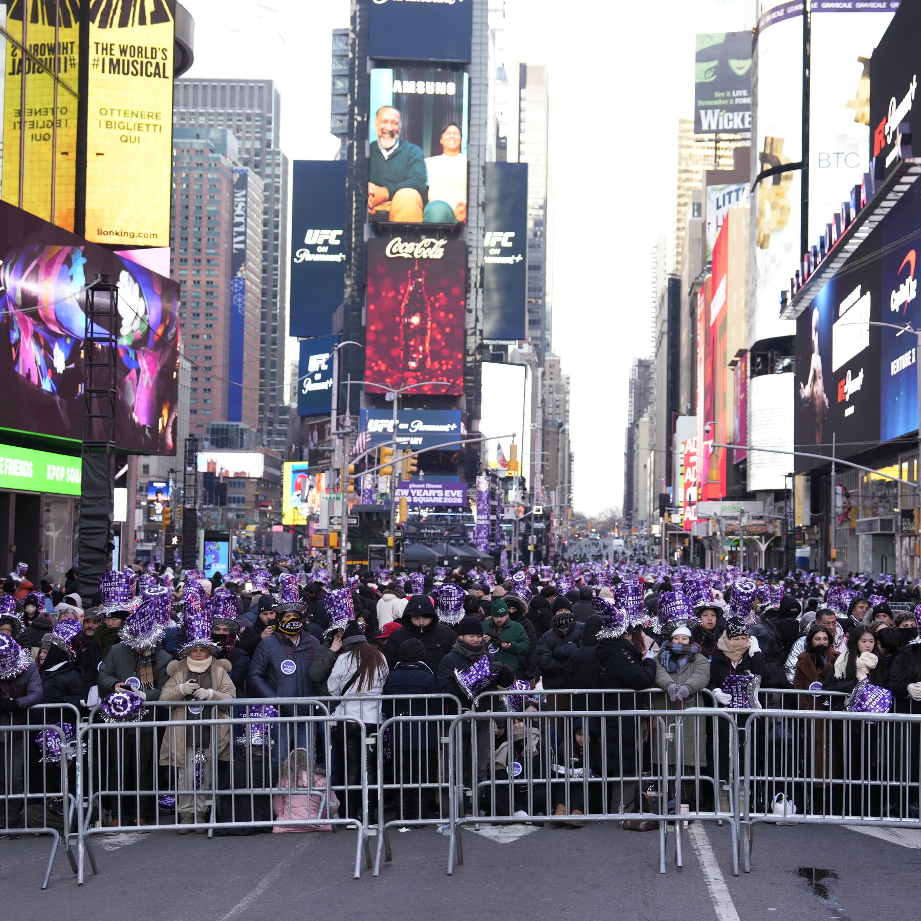 New Year’s Eve Crowds Brave Cold at NYC’s Times Square to Ring in 2026