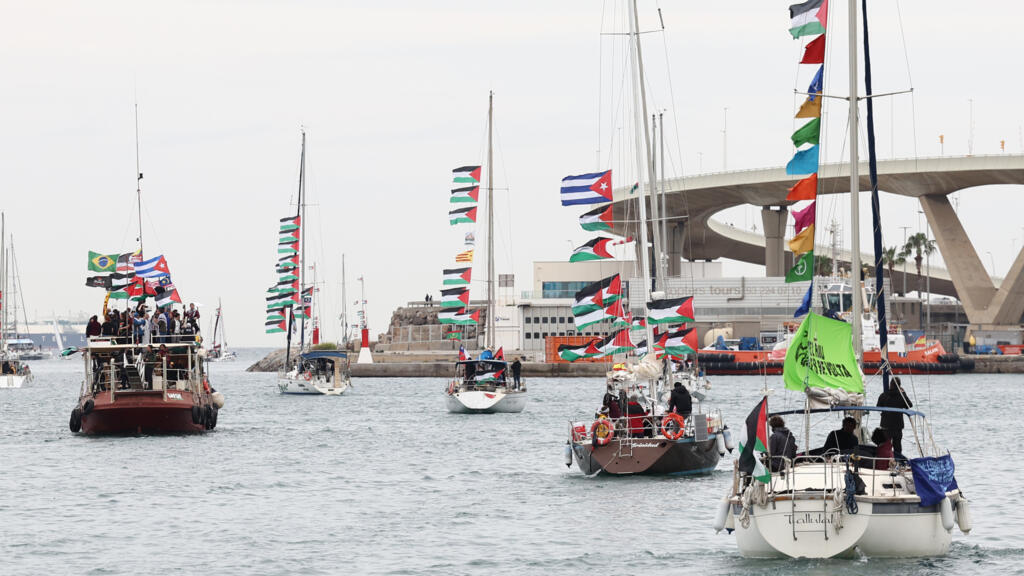 Gaza aid flotilla sets sail from Barcelona in bid to break Israeli blockade