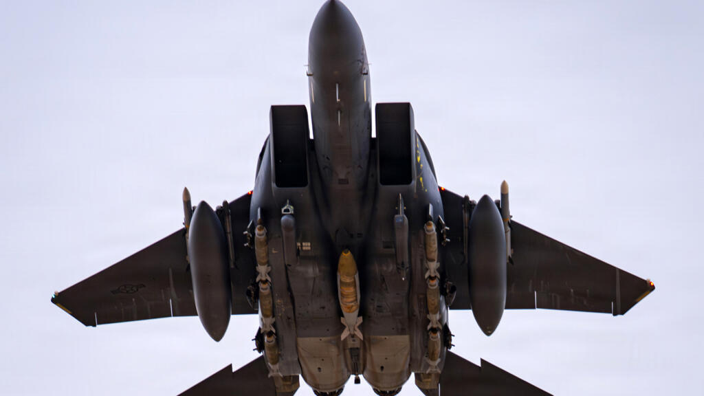 Iran, US race to recover missing crew member of crashed American fighter jet