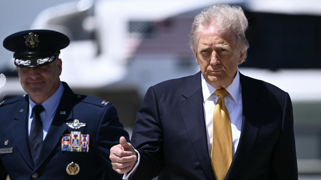 Trump heads to China in bid to boost trade and reduce Iran, Taiwan tensions