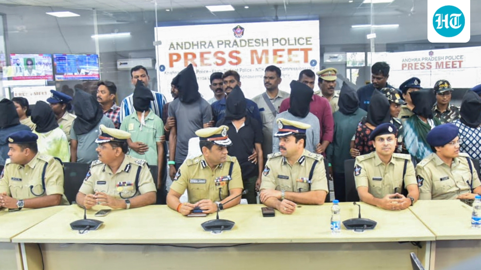 Andhra Pradesh police arrests at least 50 Maoists in major anti-Naxal crackdown