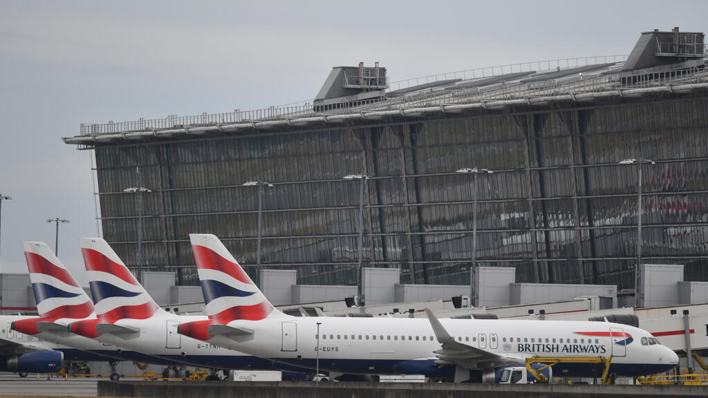 London's Heathrow airport closed after fire causes major power cut