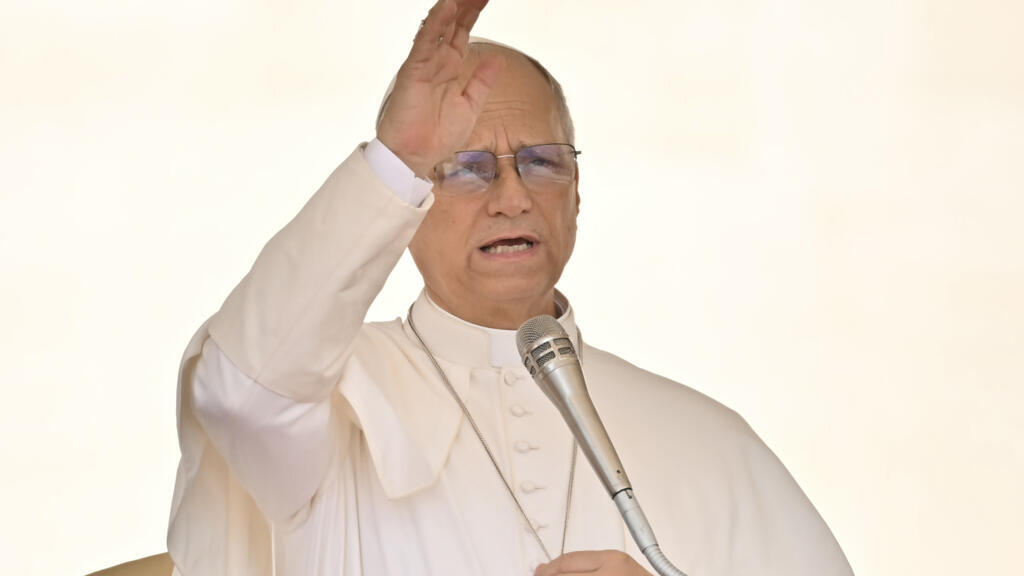 Pope defends migrants at Mediterranean island frontier