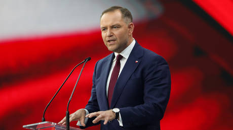 Poland rebuffs demand by Zelensky about Russia