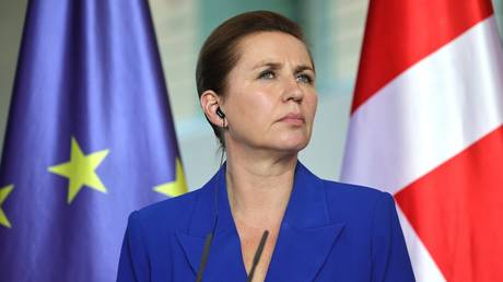 EU nation wants to ban social media for teens