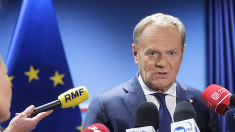 Tusk turned Poland into vassal of Brussels – Orban