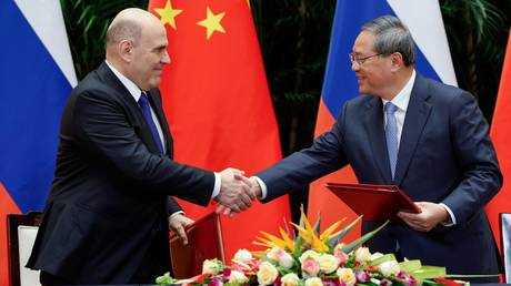 Russia and China issue roadmap for relations