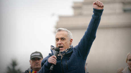 Former Romanian presidential contender calls for US review of vote annulment