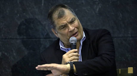 ‘Imagine Russia captured Zelensky’: Correa exposes hypocrisy after US kidnaps Maduro 