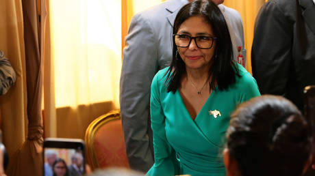 Trump putting Venezuela’s interim leader on ‘short leash’ – Politico