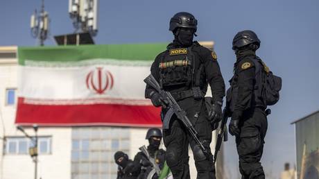 US warns Americans to ‘leave Iran now’