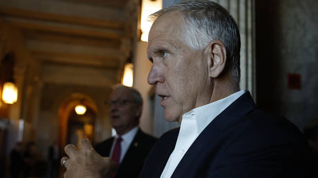 Trump’s new tariffs on NATO allies cause crack in GOP