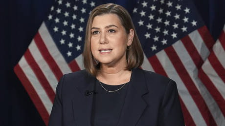 Jury refuses to indict US lawmakers over call to ‘refuse illegal military orders’ – media