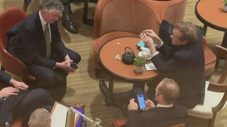 Did the Brits try to crash the Ukraine peace talks? (VIDEO)
