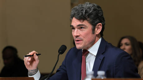 US ‘worked directly’ with terrorists in Syria on Israel’s behalf – Trump’s ex-counterterrorism chief