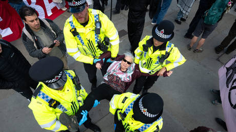 Britain is turning into a Zionist police state to protect Israel
