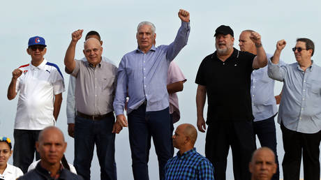 ‘We’re not afraid of war’ – Cuban president to RT (VIDEO)