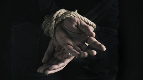 AI driving modern slavery surge – report