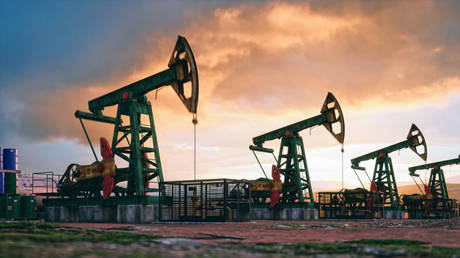 US mulls drilling for oil under military bases – Bloomberg