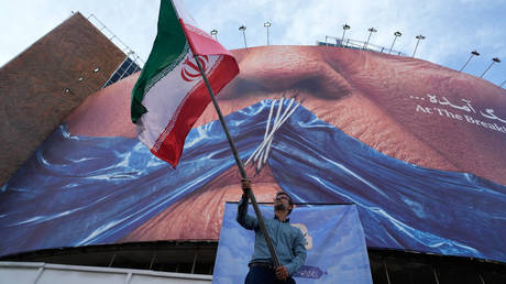 Hormuz akin to ‘atomic bomb’ – Iranian supreme leader’s adviser