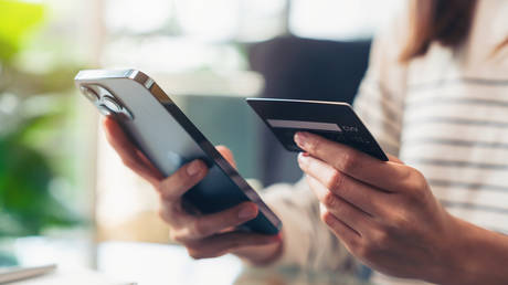 T-Bank launches international transfers to UnionPay global cards