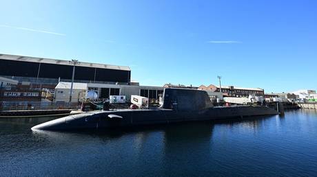 Entire UK attack submarine fleet unfit for service – media