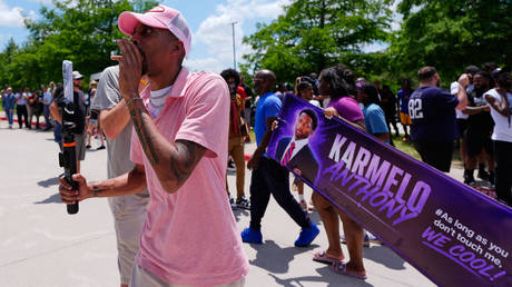 Black teen gets 35 years for deadly school stabbing in Texas (VIDEO)