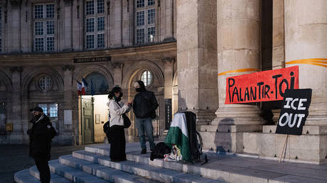 French spy agency ditches Palantir