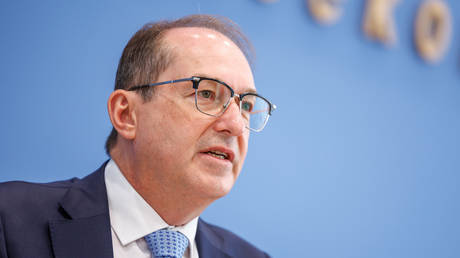Germany opens hybrid warfare center