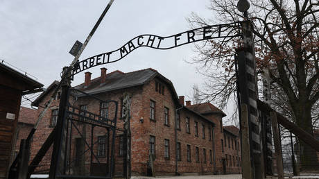 Poland shifts stance on Nazi reparations from Germany – media