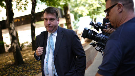 Ex-UK prime ministerial aide admits illegal election betting