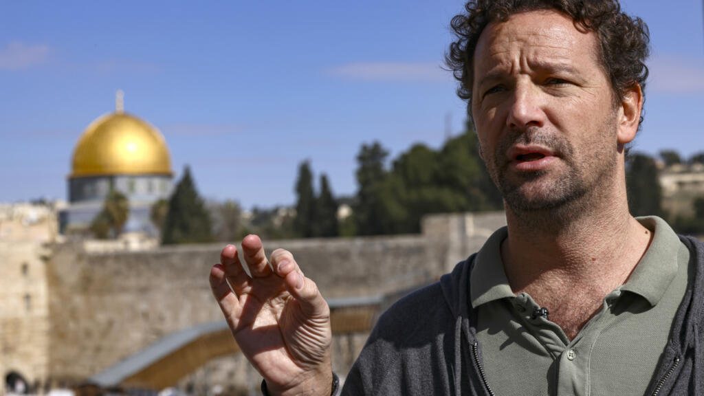 'Settling scores': Israel revokes French historian's travel permit