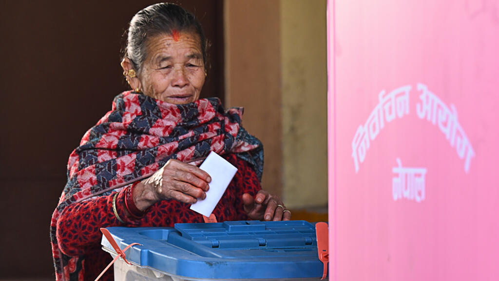 Nepal votes in key post-uprising polls