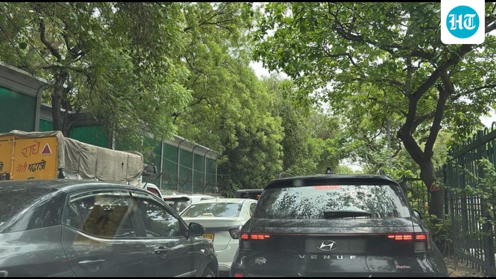 Massive traffic chaos due to diversions for pipeline repairs near Ashram Chowk